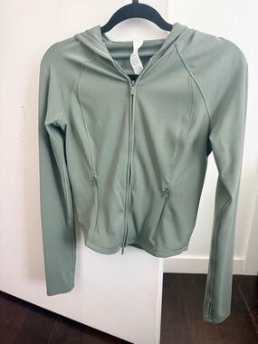 lululemon athletica Sage Green wunder train full zip jacket